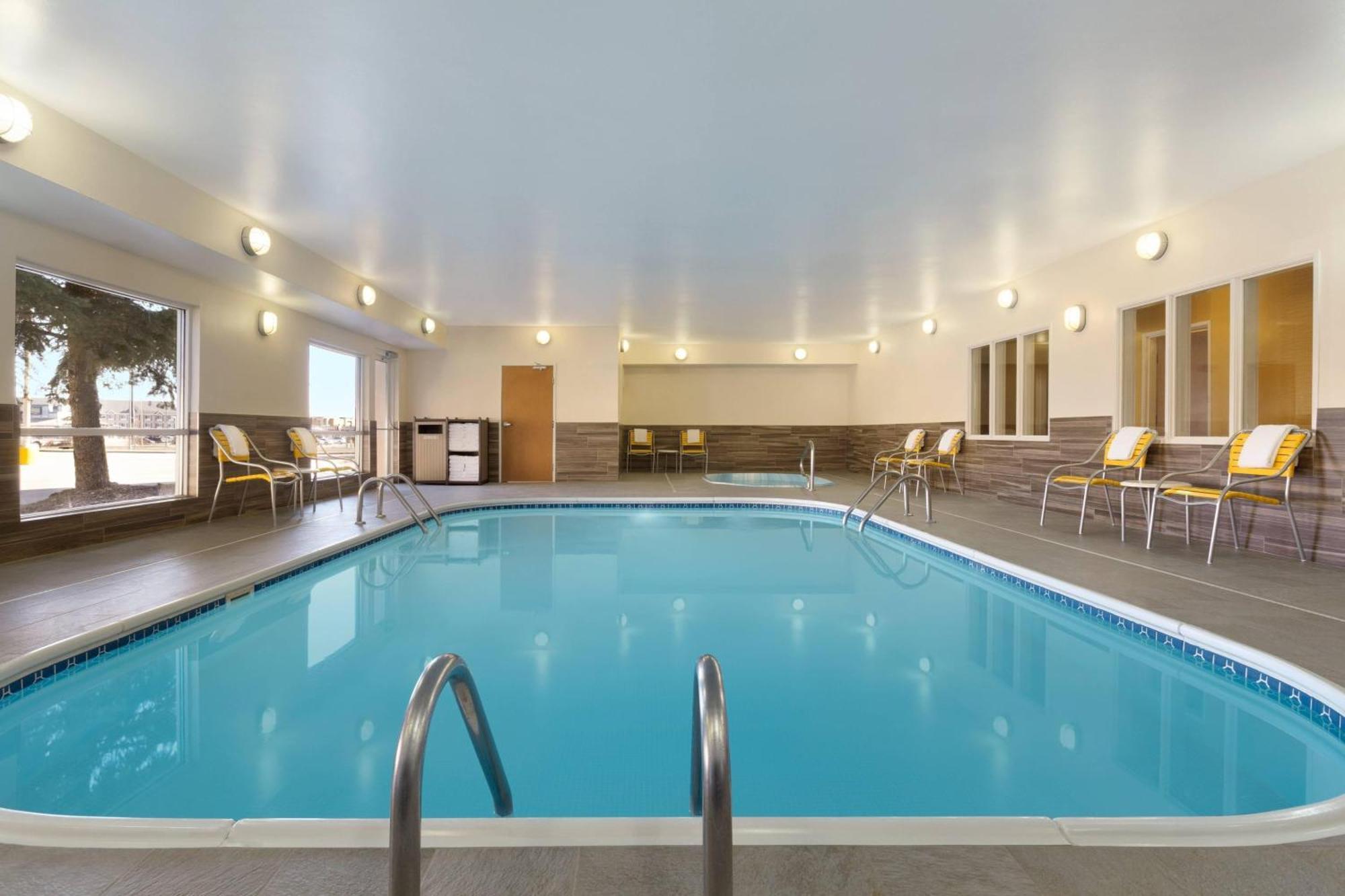 Fairfield Inn & Suites Bismarck North Eksteriør bilde